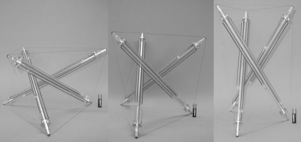 Zero Stiffness Tensegrity Structure