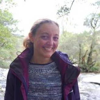 Head shot of Dr Karen Steward